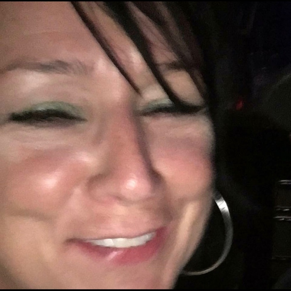 Meet your Posher, Christine